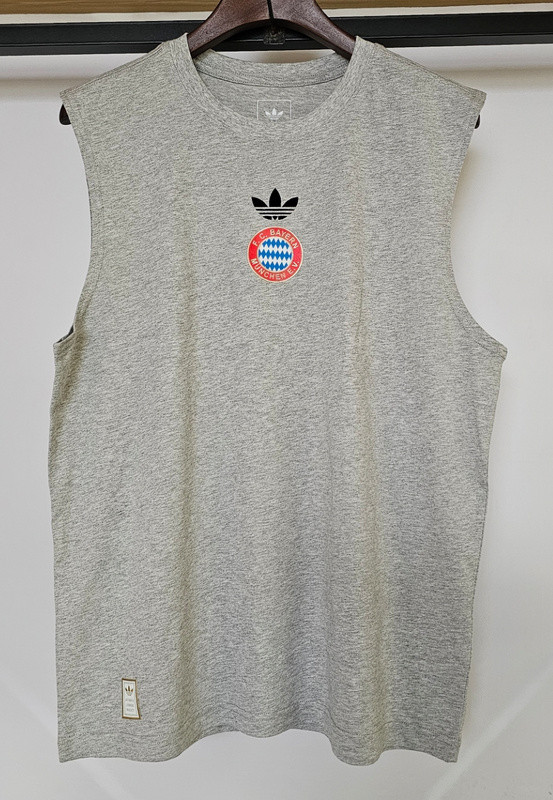 Foootball Men's Lifestyle T-Shirt-25