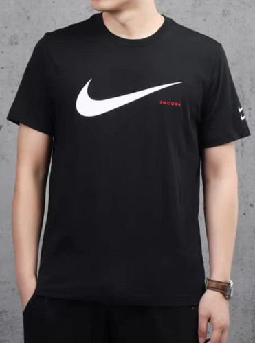 Nike Men's Short-Sleeve T-Shirt-10