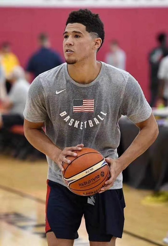 NBA Men's Short-Sleeve T-Shirt - 589