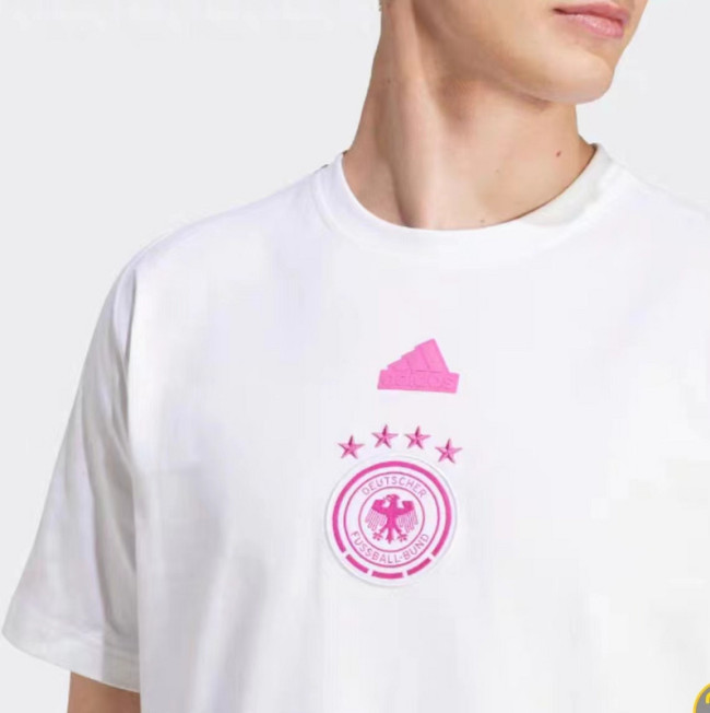 Foootball Men's Lifestyle T-Shirt-40