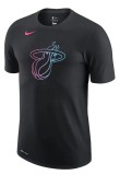 NBA Men's Short-Sleeve T-Shirt - 580