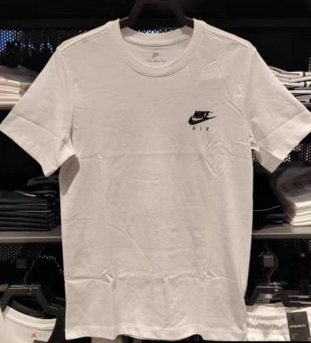 Nike Men's Short-Sleeve T-Shirt-7