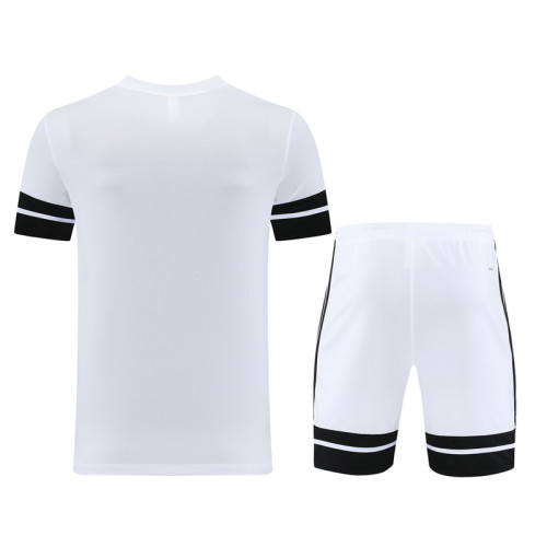 AD10 White Mens Short Suit
