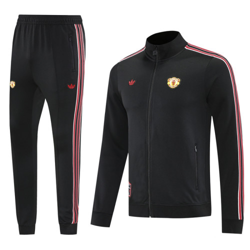 25 Manchester United 01 Black Jacket Suit