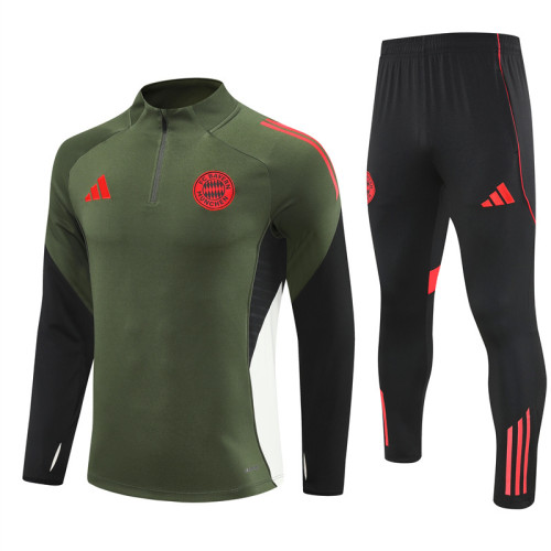 2526 Bayern München Green 1/4 Zipper Player Training Suit