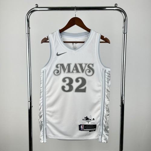 25 Season Mavericks City Edition #32 Flugge