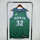 26 Season Mavericks Retro #32 Flugge