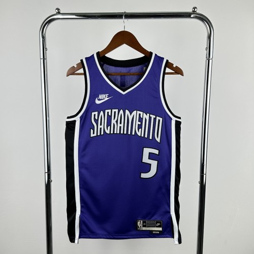 25 Season Kings Retro #5 Fox