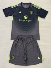 25-26 Man Utd Black GoalKeeper  Adult Suit