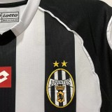 2002-2003 JUV Home Retro Soccer Jersey