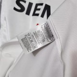 2004-2005 RMA Home Retro Soccer Jersey