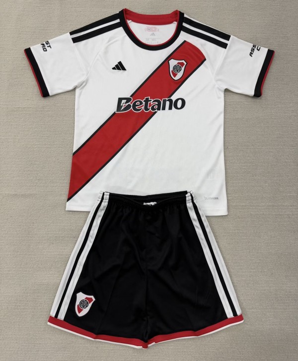 26-27 River Plate Home Adult Suit