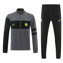26-27   INT High Quality Windbreaker Suit