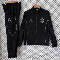 26-27 PSG High Quality Windbreaker Suit(With 2 Star)*两颗星 26-27 PSG High Quality Windbreaker Suit(With 2 Star)*两颗星