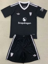 24-25 Man Utd GoalKeeper Kids Soccer Jersey