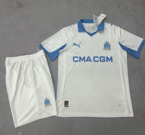 25-26 Marseille Home Adult Suit