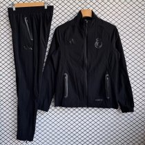 26-27  RMA High Quality Windbreaker Suit