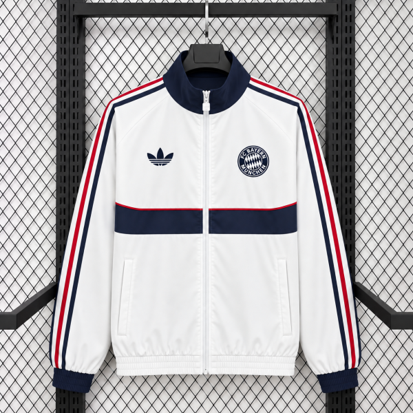 26-27 Bayern Retro Windbreaker