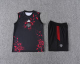 26-27 Man Utd High Quality Tank Top And Shorts Suit