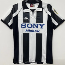 1997/1998 JUV Home Retro Soccer Jersey