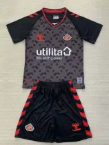 24/25 Sunderland Black Goalkeeper Kids Soccer Jersey