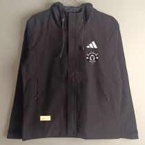 2025  Man Utd Black Assault  Hooded Windbreaker (黑队标）