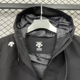 24/25 F703 Disant Black Single Layer Windbreaker(连帽冲锋衣）