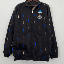 22/23 Man Utd Black Double Sided Windbreaker (双面风衣)