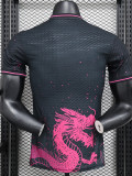 24/25 Japan Black Pink Graffiti Edition Player Version Soccer Jersey(黑粉色)