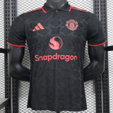 25/26 Man Utd  Black Special Edition Player Version Soccer Jersey翻领红色胸前广告