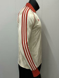 24/25 Bayern Yellow Leisure  Long Sleeve Retro Soccer Jersey(长袖）