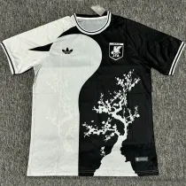 24/25 Japan White And Black  Fans Soccer Jersey