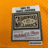 1984/1985 LAKERS JOHNSON #32 Yellow Retro Top Quality Hot Pressing NBA Jersey(圆领)