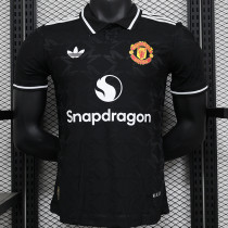 24/25 Man Utd  Black Special Edition Player Version Soccer Jersey(胸前白广告）