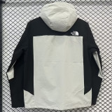 24/25 F701 TNF Black & White Single Layer Hooded Windbreaker (连帽）