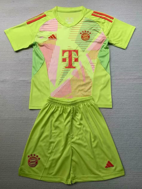 24/25 Bayern Green Goalkeeper Kids Soccer Jersey