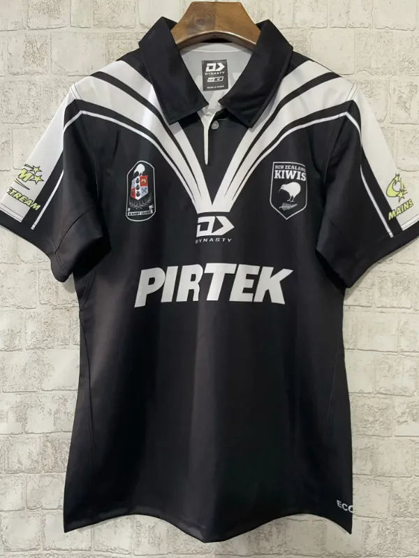 24/25 kiwifruit Black Rugby Jersey