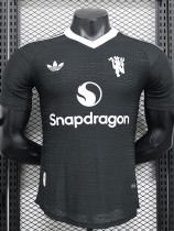24/25  Man Utd Black  Player Version Training Shirts