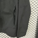 24/25 F701 TNF Black Single Layer Hooded  Windbreaker (连帽）