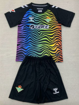 24/25  Real Betis Black Goalkeeper  Kids Soccer Jersey