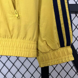 24/25 Man Utd Yellow & Red Double Sided Windbreaker (双面风衣)