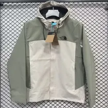 24/25 F701 TNF Green & White Single Layer Hooded Windbreaker (连帽）