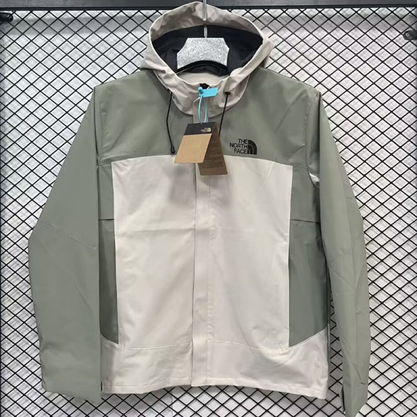 24/25 F701 TNF Green & White Single Layer Hooded Windbreaker (连帽）