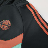 25/26  Bayern Black Green Jacket Tracksuit 03