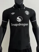 25/26 Man Utd  Black Special Edition Player Version Soccer Jersey(翻领）