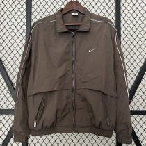 2024 New NK Brown Windbreaker（褐色、白边线）