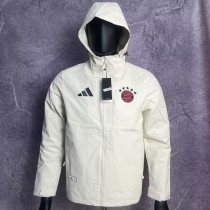 24/25 Bayern White Assault  Hooded Windbreaker (Y18连帽冲锋衣）