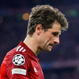 21/22 Bayern Home Fans Soccer Jersey