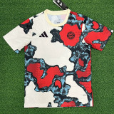 24/25 Bayern Multi-Color Puzzle Pre match Training Short