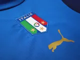 2006 Italy Home Blue Retro Soccer Jersey